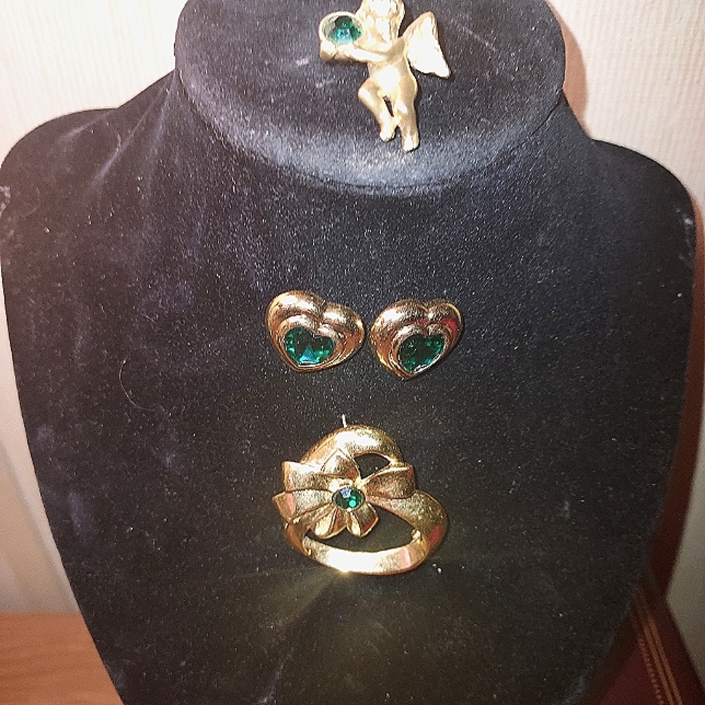 Avon Emerald Birthstone goldtone items.